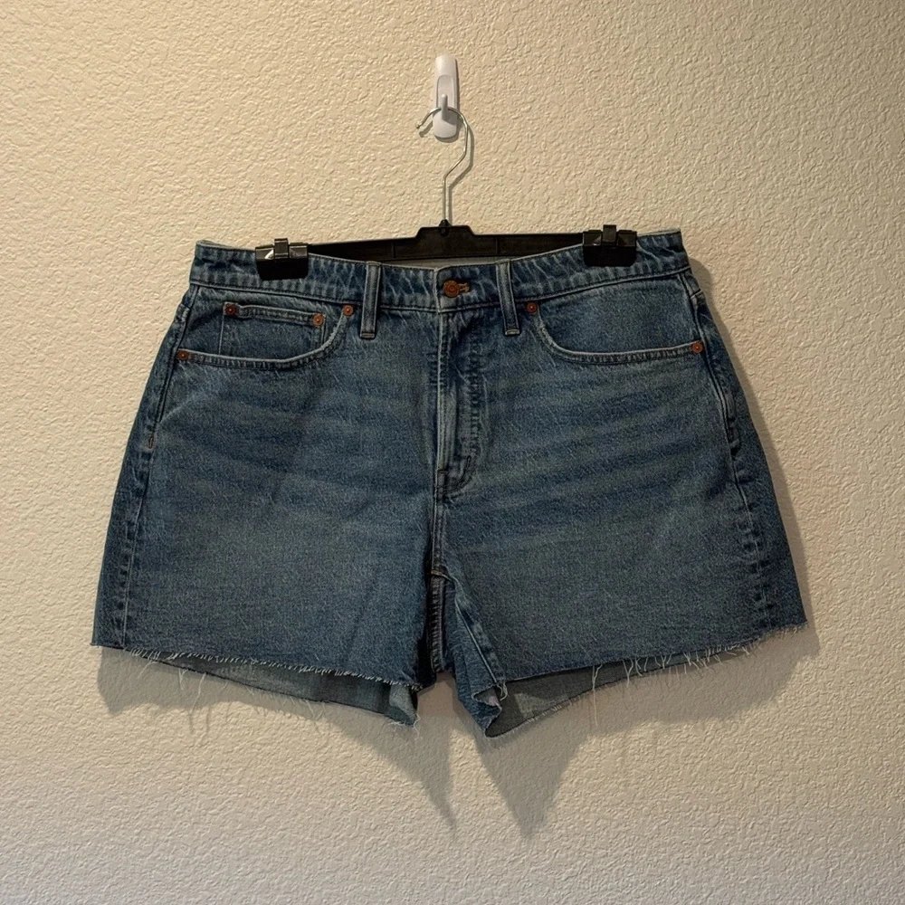 NWOT Madewell Plus Curvy Perfect Vintage Mid-Length Jean Short in Dewberry Wash - Picture 4 of 4